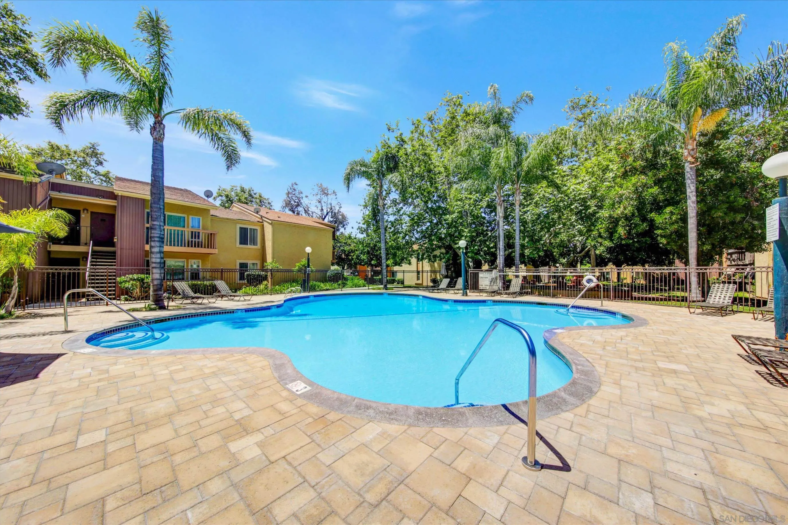 6012 Rancho Mission Road, Unit 302 San Diego, CA 92108 - Photo 18 of 24
