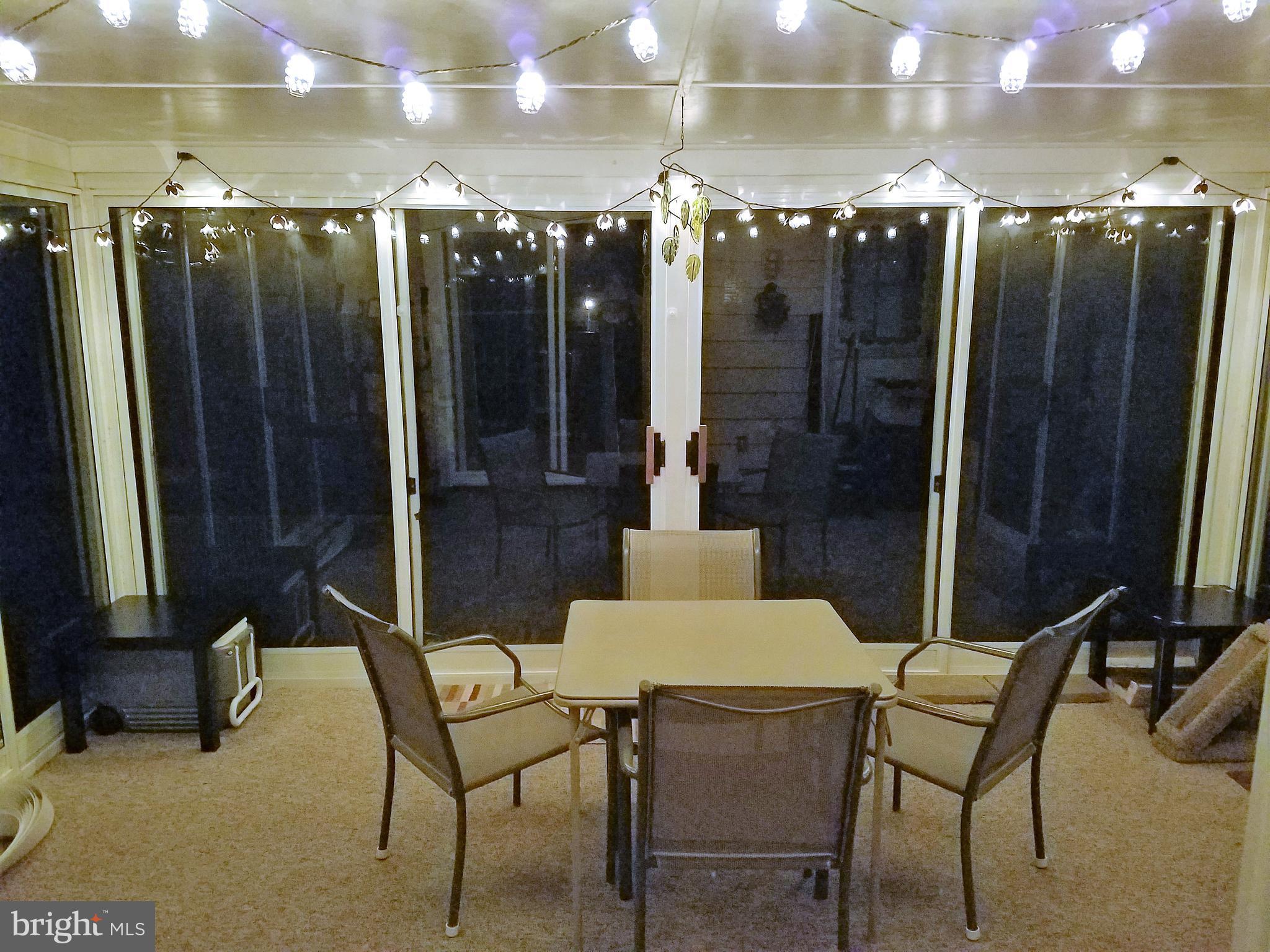 6123 Wheatland Road Baltimore, MD 21228 - Photo 6 of 18 Dining Room