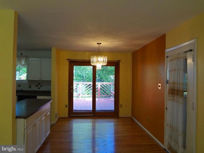 4205 Collier Road Fairfax, VA 22030 - Photo 12 of 17 Dining Room