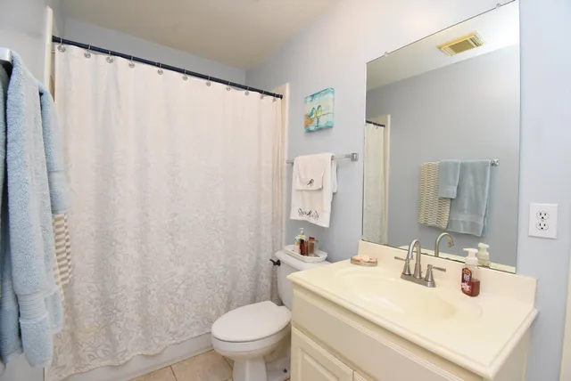 $420,000 | 1810 Pebble Hill Court, Sugar Land, TX 77478