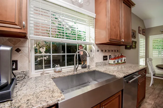 $420,000 | 1810 Pebble Hill Court, Sugar Land, TX 77478