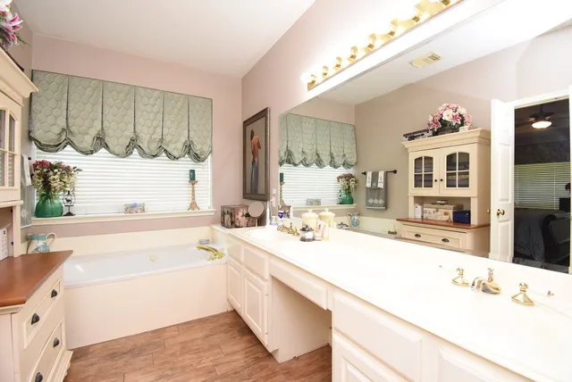 $420,000 | 1810 Pebble Hill Court, Sugar Land, TX 77478