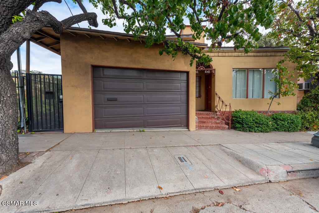 2142 North Cahuenga Blvd  