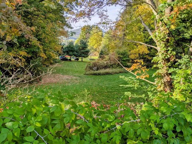 $129,900 | 13 Hillside Avenue, Northumberland, NH 03582