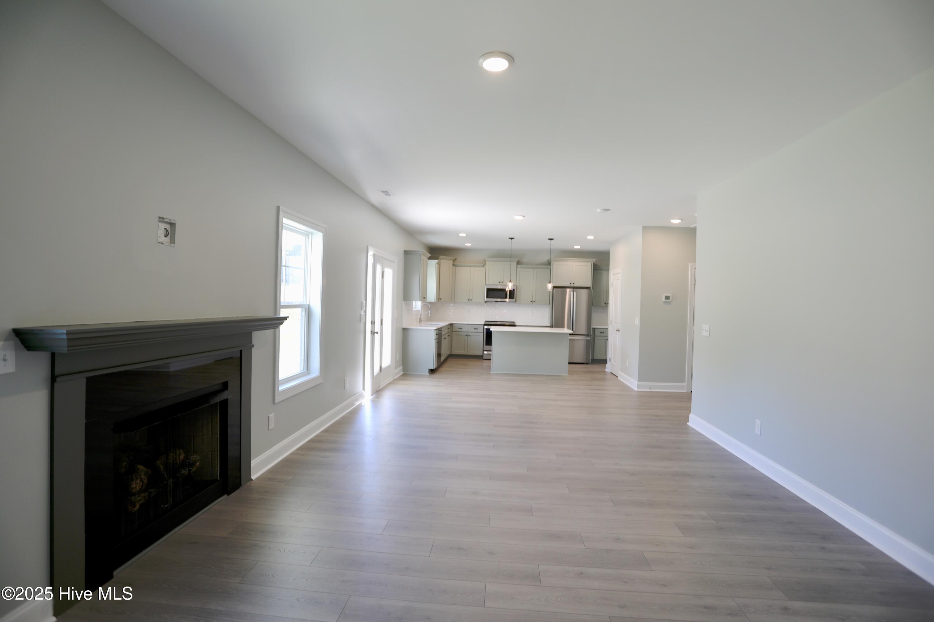 408 Gretchen Road West End, NC 27376 - Photo 11 of 33 023A1237