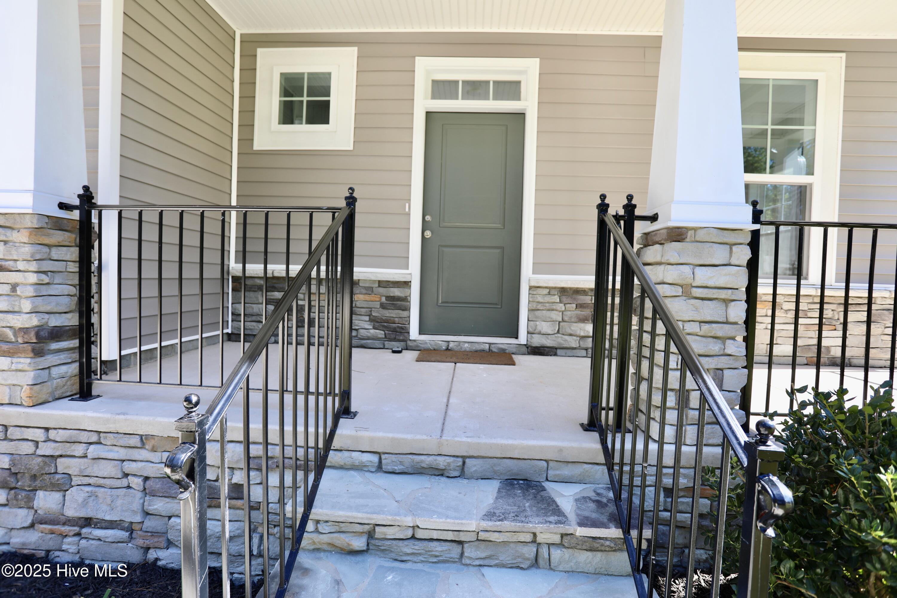 408 Gretchen Road West End, NC 27376 - Photo 3 of 33 023A1246