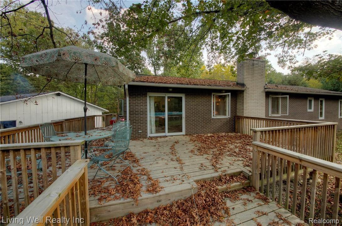 1761 East Dawson Road Milford, MI 48381 - Photo 8 of 28 930A1976_7_8.jpg