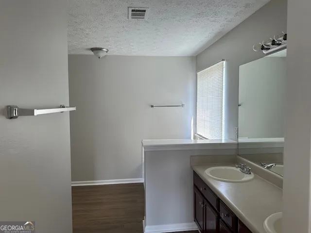 $2,100 | 10650 Daisy Cove, Hampton, GA 30228