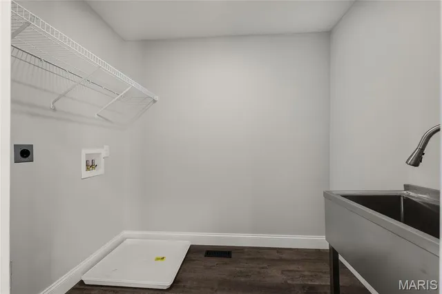 $649,900 | 9241 Merritt Avenue, Rock Hill, MO 63144