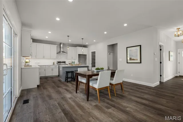 $649,900 | 9241 Merritt Avenue, Rock Hill, MO 63144