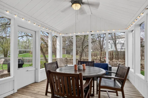 $419,000 | 231 Lenox Court, Grayslake, IL 60030