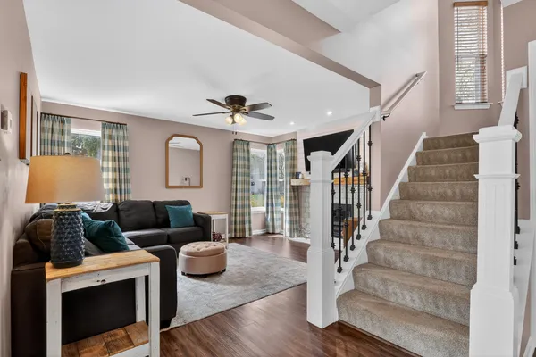 $419,000 | 231 Lenox Court, Grayslake, IL 60030