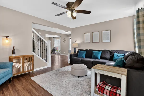 $419,000 | 231 Lenox Court, Grayslake, IL 60030