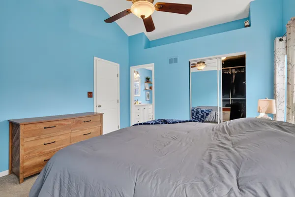 $419,000 | 231 Lenox Court, Grayslake, IL 60030