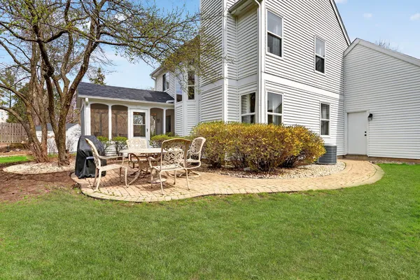 $419,000 | 231 Lenox Court, Grayslake, IL 60030