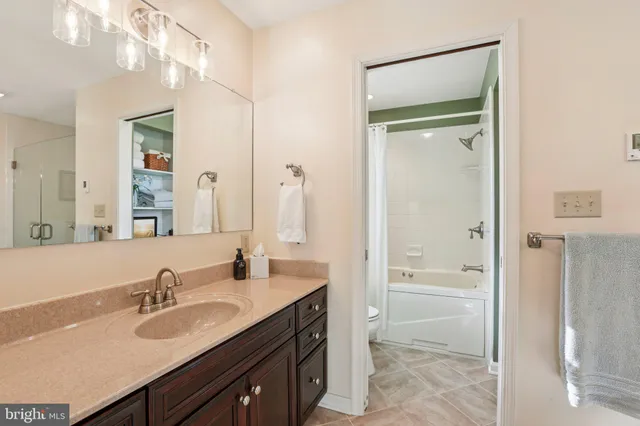 $625,000 | 7193 West Sundown Court, Frederick, MD 21702