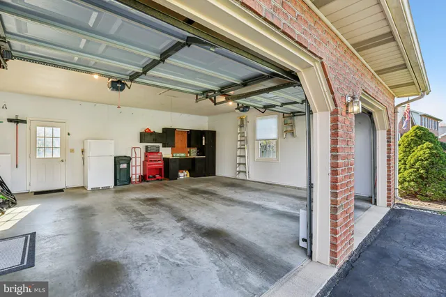 $625,000 | 7193 West Sundown Court, Frederick, MD 21702