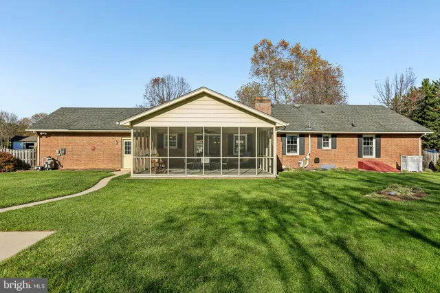 $625,000 | 7193 West Sundown Court, Frederick, MD 21702