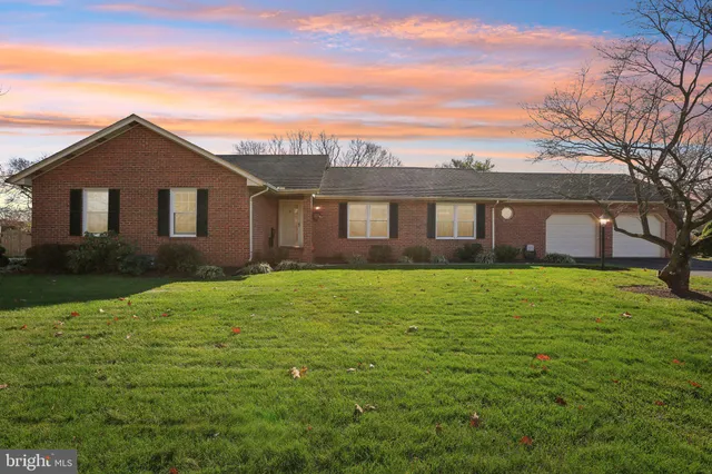 $625,000 | 7193 West Sundown Court, Frederick, MD 21702