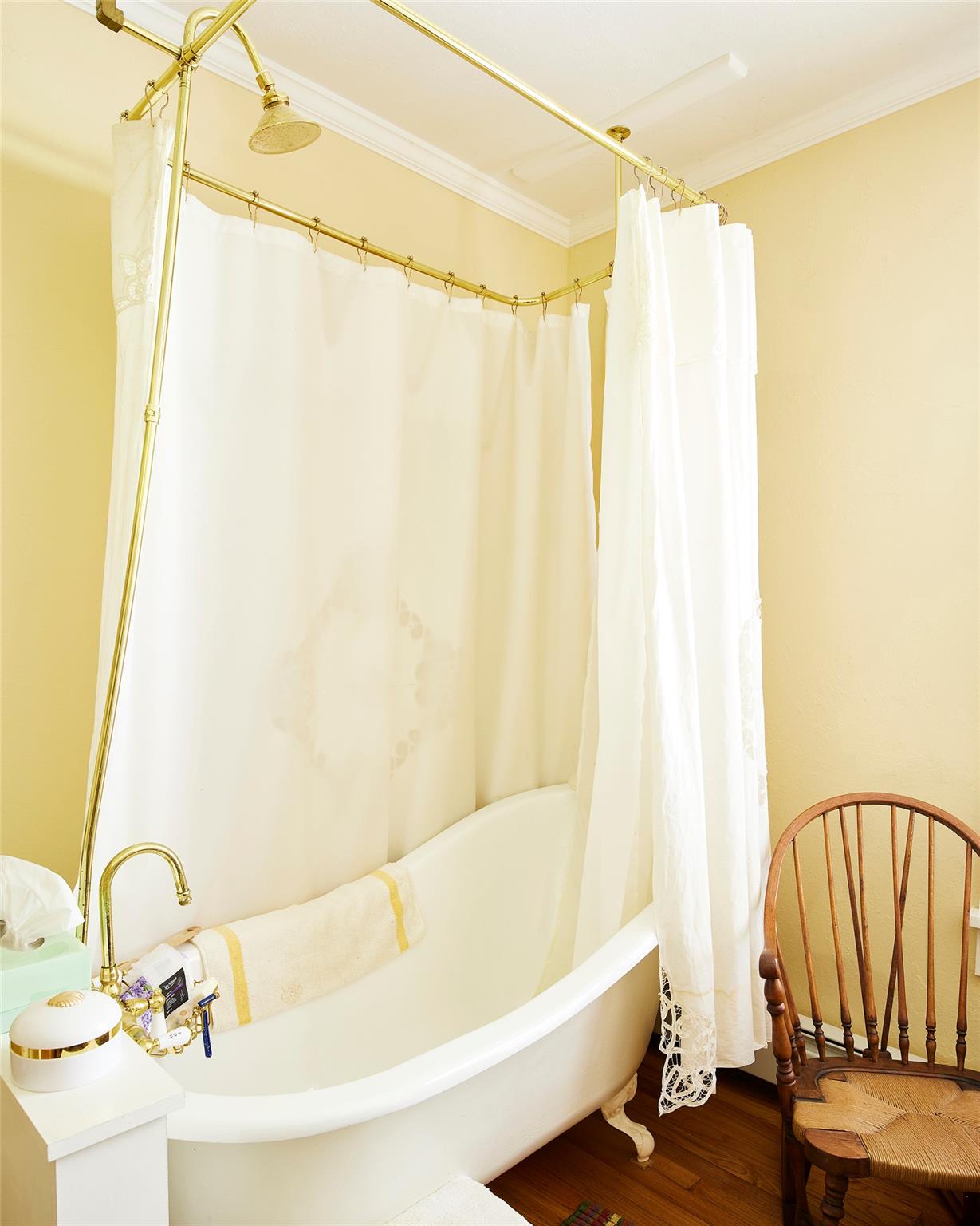 7 Harding Lane Roscoe, NY 12776 - Photo 20 of 26 a bathroom with a sink and a bathtub