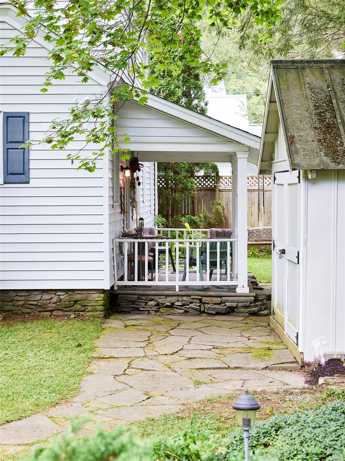 7 Harding Lane Roscoe, NY 12776 - Photo 4 of 26 a view of a house with a yard