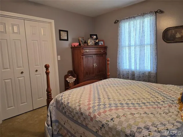 $225,000 | 310 East 1st Street, Ramsey, IL 62080