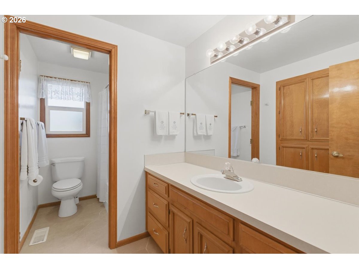 1923 Riting Court Southeast Salem, OR 97302 - Photo 27 of 34