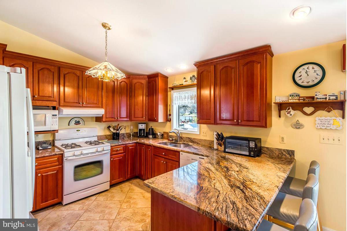 1931 Locust Road Pasadena, MD 21122 - Photo 12 of 30 Waterfront Kitchen