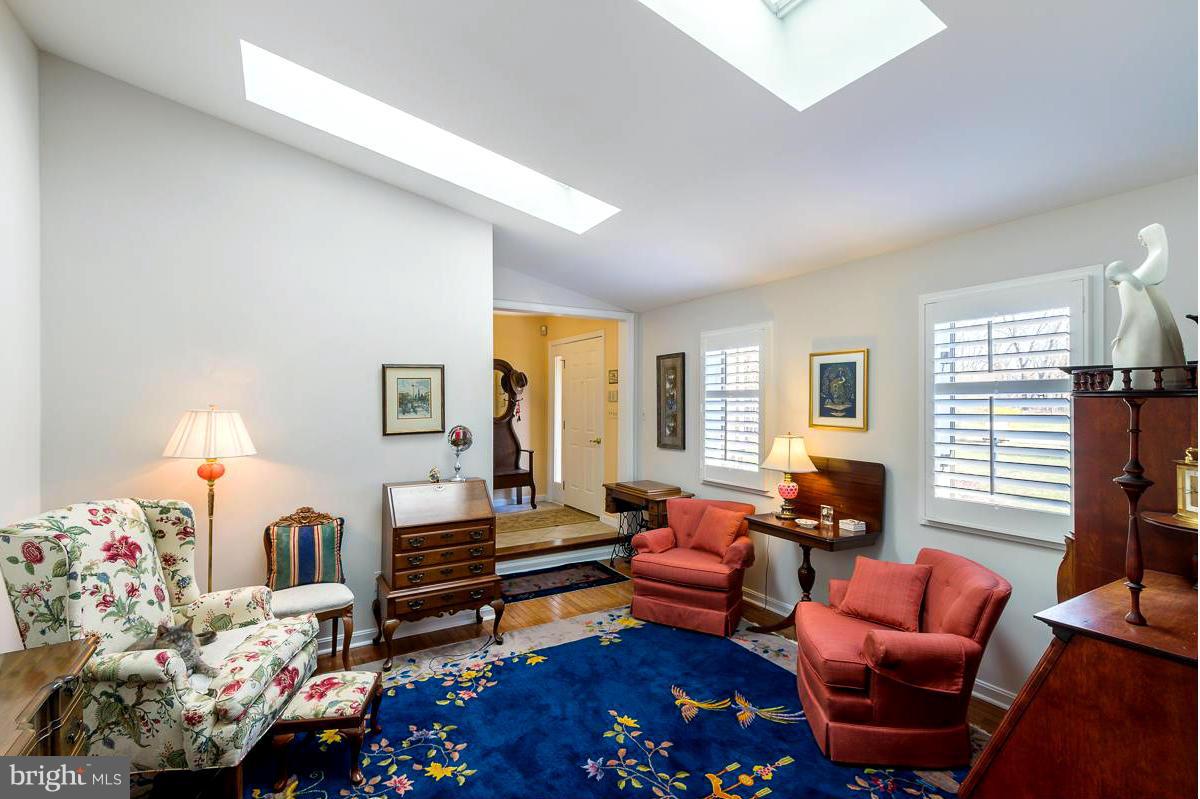 1931 Locust Road Pasadena, MD 21122 - Photo 20 of 30 Formal Living Room