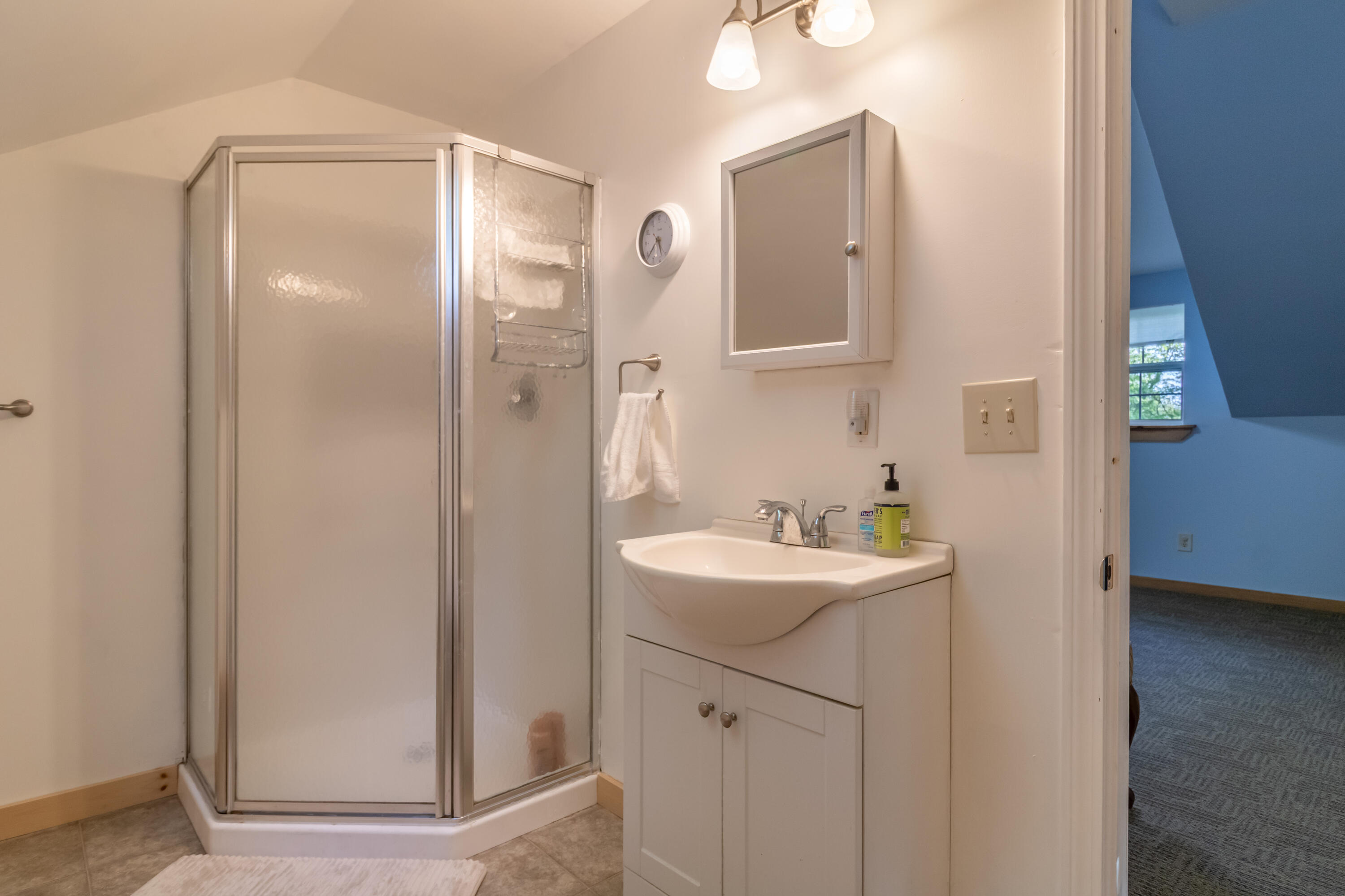 57 Sunset Road Dedham, ME 04429 - Photo 29 of 40 57 Sunset Road Interiors-14