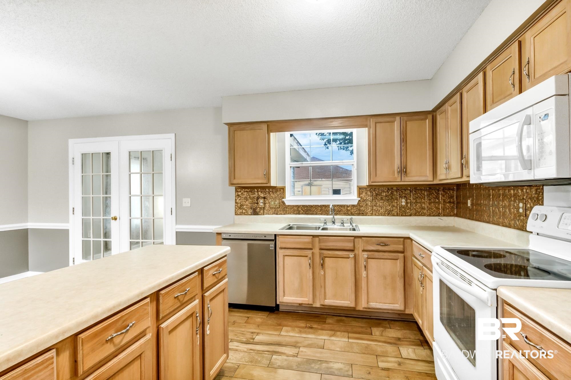 33784 Zuzu Lane Lillian, AL 36549 - Photo 13 of 34