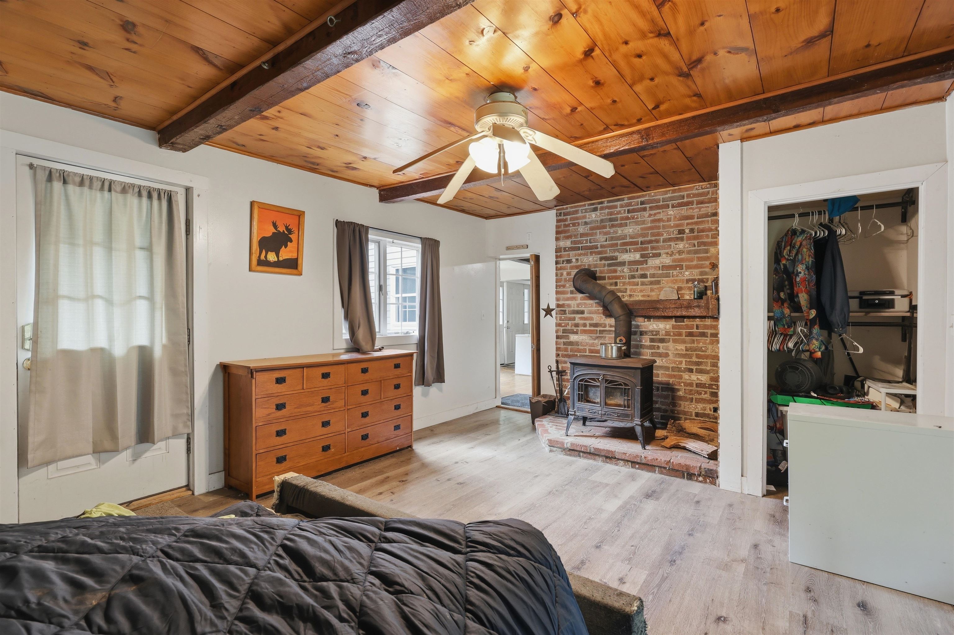 32 East Lull Place New Boston, NH 03070 - Photo 15 of 27