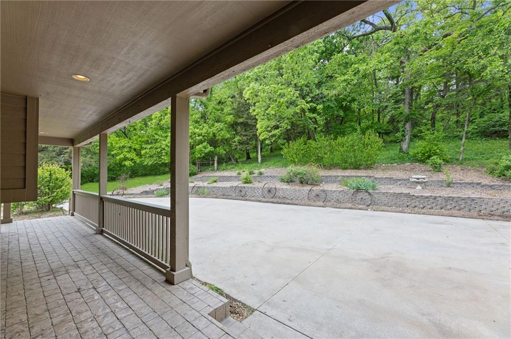 1152 North 1100th Road Lawrence, KS 66047 - Photo 12 of 69
