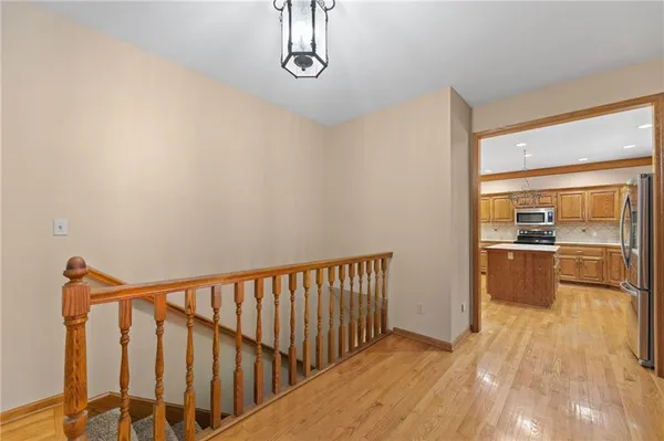 $995,000 | 1152 North 1100th Road, Lawrence, KS 66047