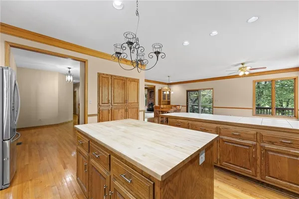 $995,000 | 1152 North 1100th Road, Lawrence, KS 66047