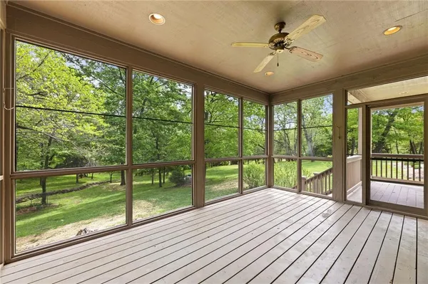 $995,000 | 1152 North 1100th Road, Lawrence, KS 66047