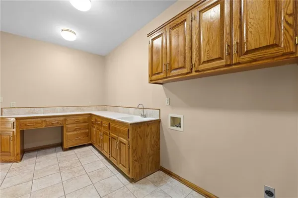 $995,000 | 1152 North 1100th Road, Lawrence, KS 66047