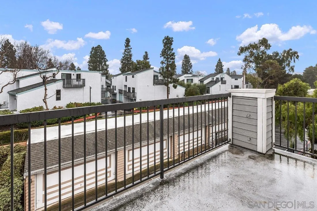 8637 Via Mallorca, Unit E La Jolla, CA 92037 - Photo 27 of 34 a view of a balcony with a potted plant