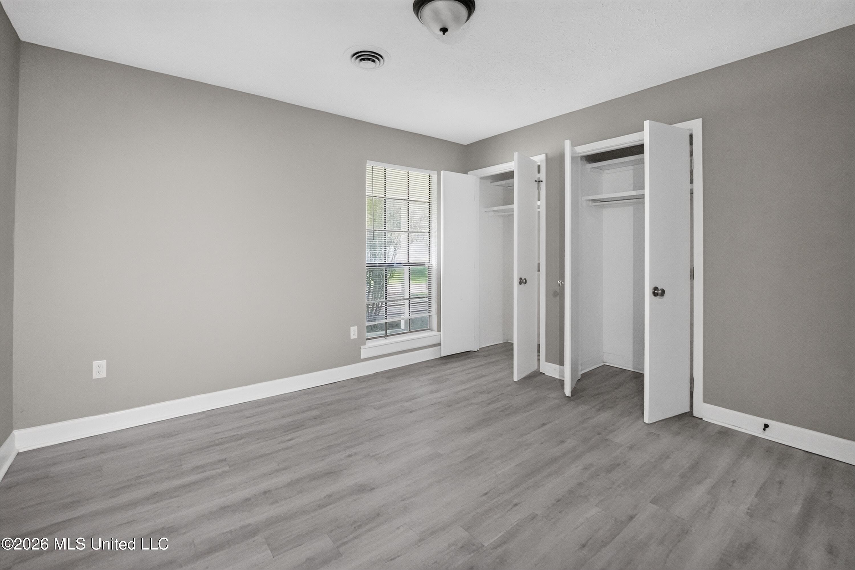 2050 Gateway Drive Ridgeland, MS 39157 - Photo 13 of 24 20_2050_Gateway_Dr-Bedroom-8581