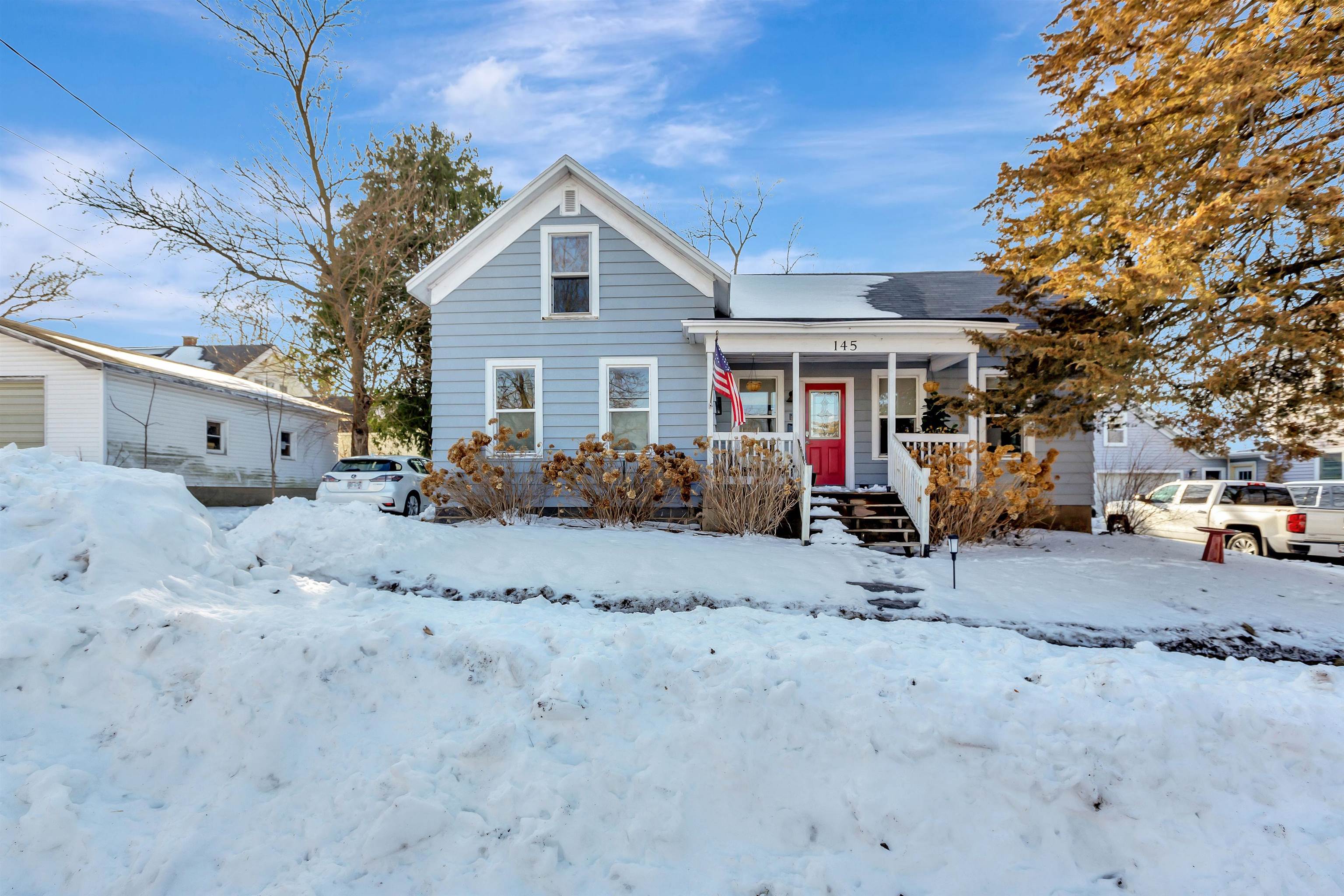 145 Sumner Street Berlin, WI 54923 - Photo 1 of 19
