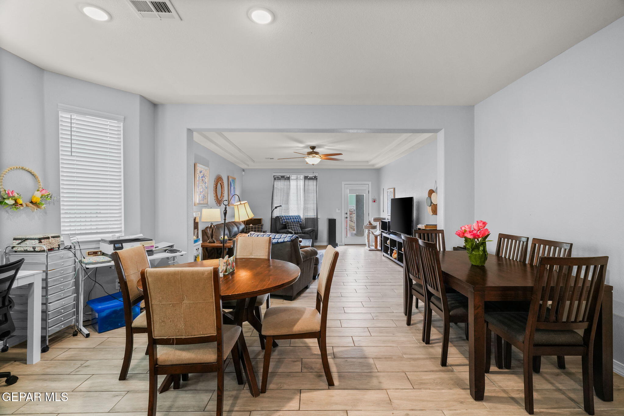 517 Issa Circle El Paso, TX 79932 - Photo 16 of 39 517 Issa Cir-16