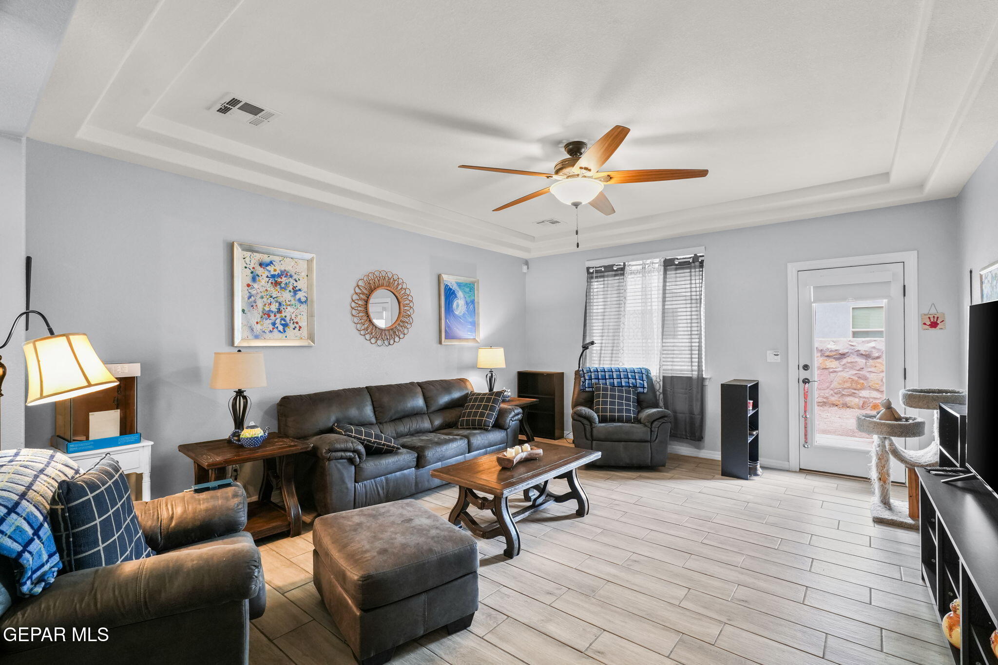 517 Issa Circle El Paso, TX 79932 - Photo 17 of 39 517 Issa Cir-17