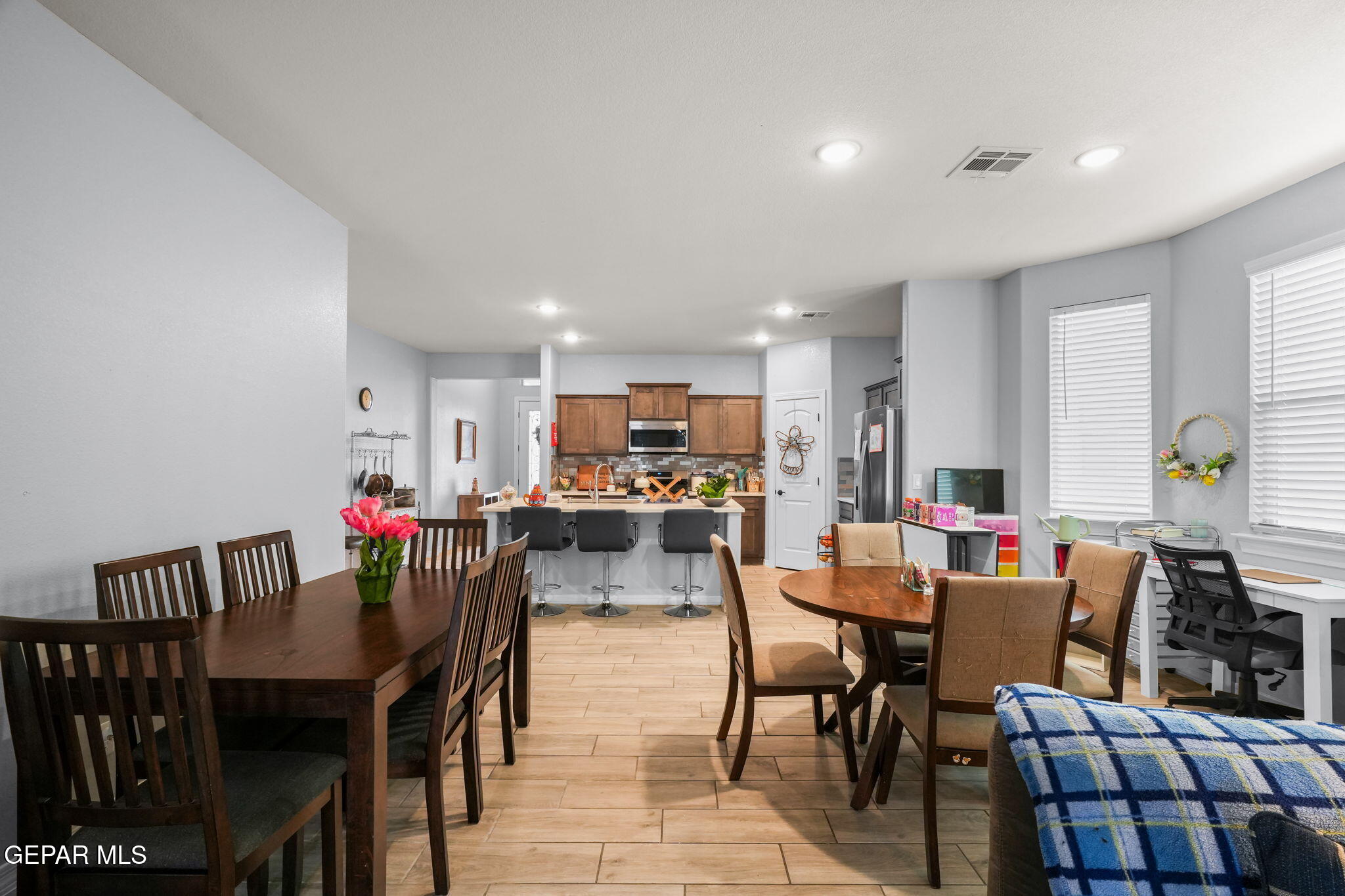 517 Issa Circle El Paso, TX 79932 - Photo 20 of 39 517 Issa Cir-20