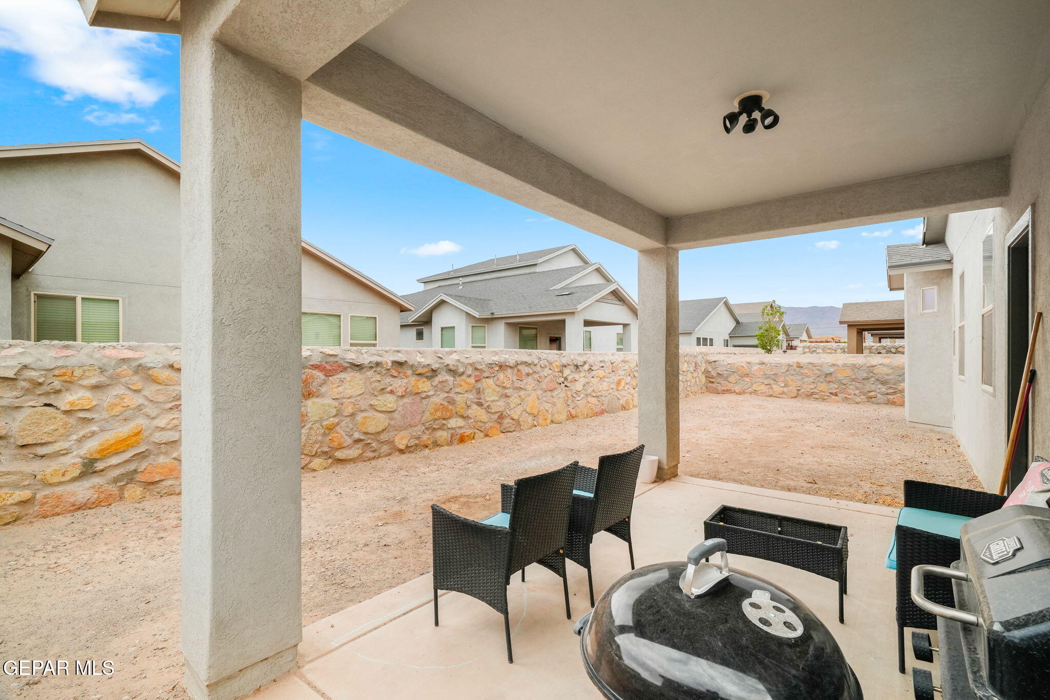 517 Issa Circle El Paso, TX 79932 - Photo 38 of 39 517 Issa Cir-38