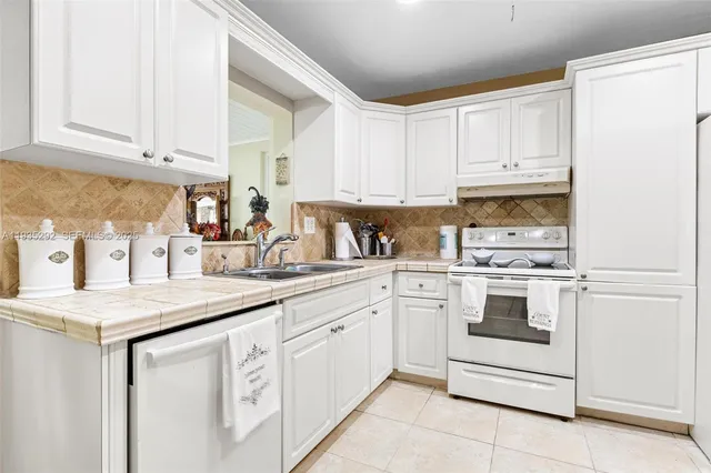 $749,000 | 1172 Southwest 102nd Court, Miami, FL 33174