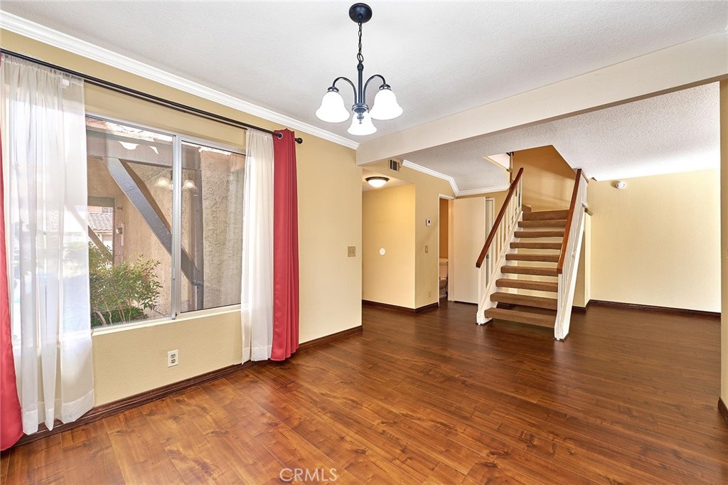 19225 Index Street, Unit 2 Porter Ranch, CA 91326 - Photo 5 of 32