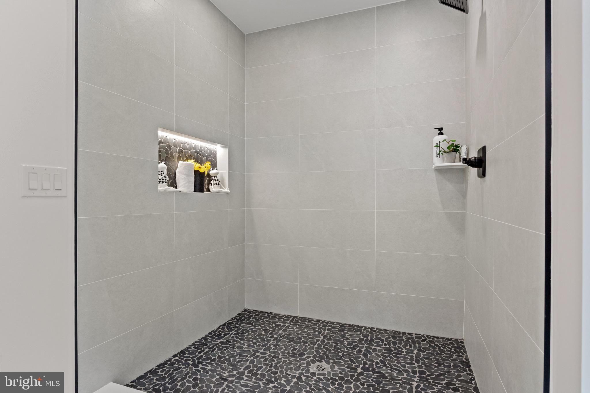 586 South Forklanding Road Maple Shade, NJ 08052 - Photo 21 of 48 Gallery Image 21
