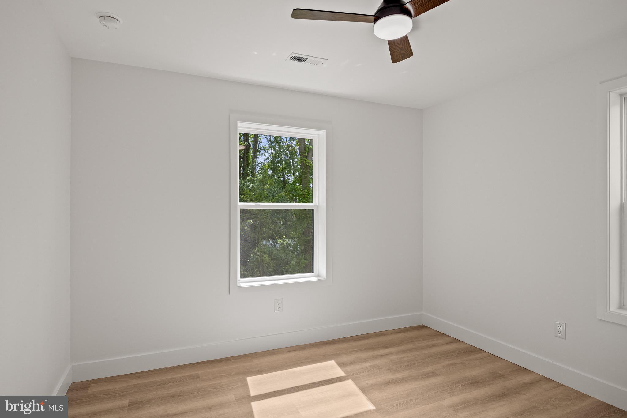 586 South Forklanding Road Maple Shade, NJ 08052 - Photo 23 of 48 Gallery Image 23