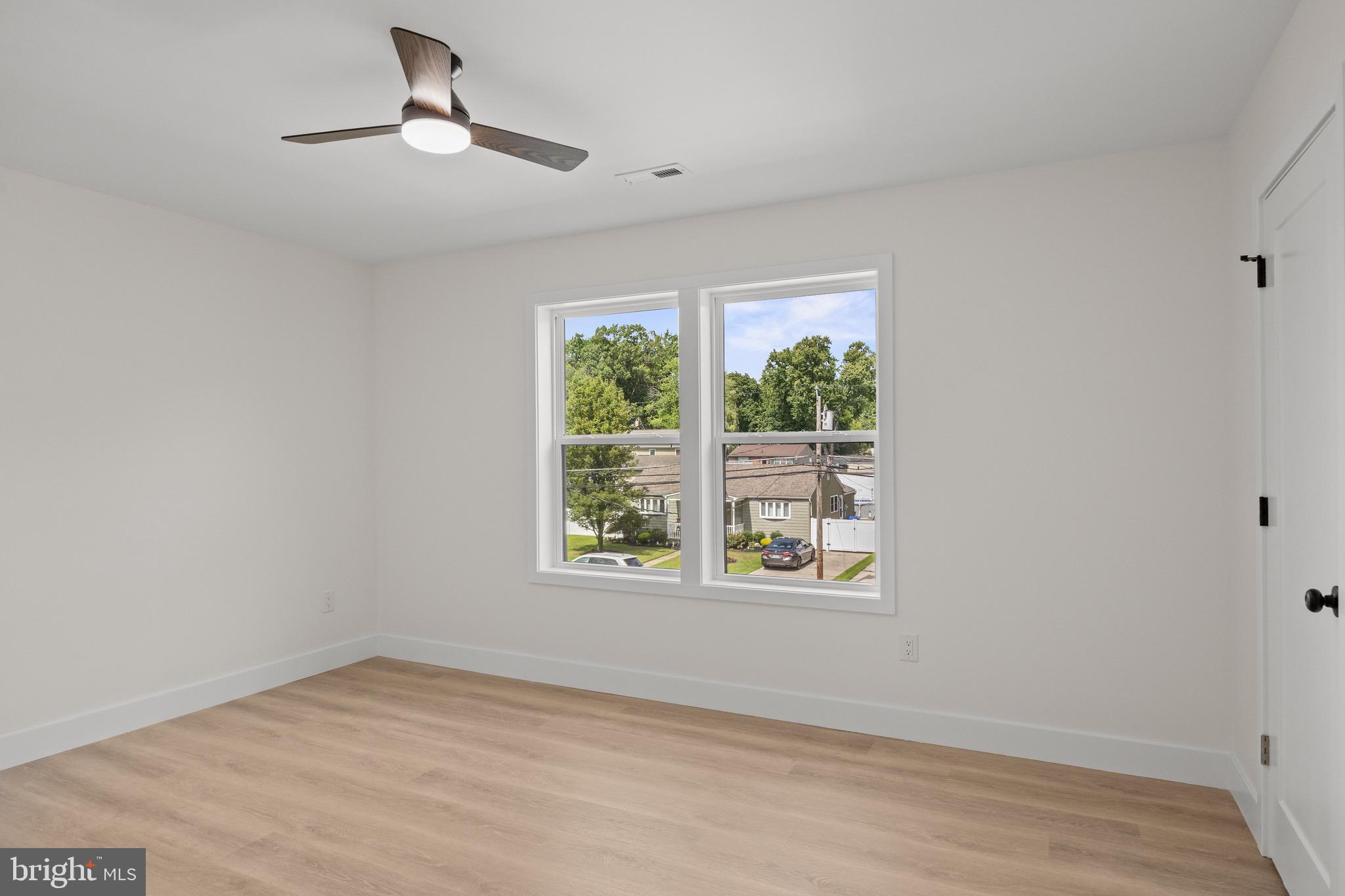 586 South Forklanding Road Maple Shade, NJ 08052 - Photo 27 of 48 Gallery Image 27
