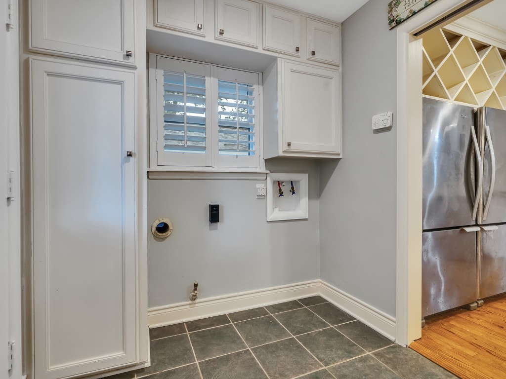 12307 Rip Van Winkle Drive Houston, TX 77024 - Photo 16 of 49 Utility room